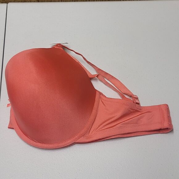 Secret Treasures Intimates Tailored T-Shirt Bra Underwire Coral Silk 40DDD NWT - Picture 2 of 7